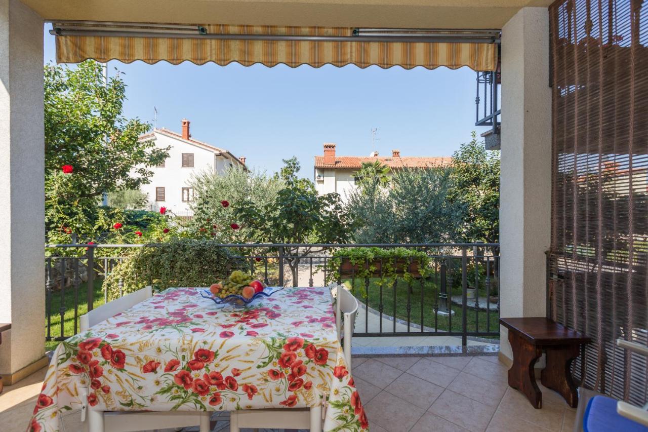 Apartments Maria Poreč Exterior foto